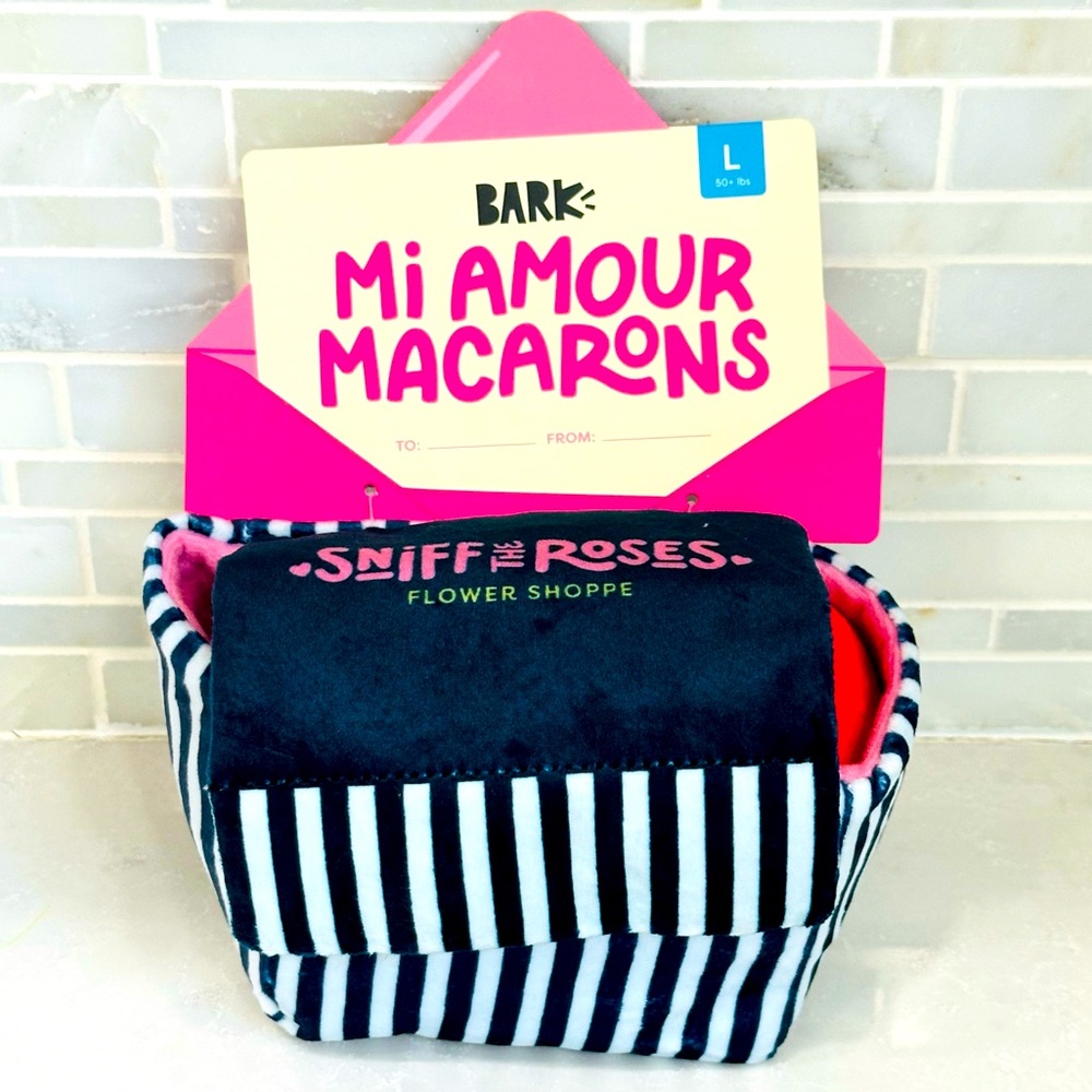 NWT Bark Box Mi Amour Macarons Plush Dog Toy Set Crinkle Treat Trap Sz Large